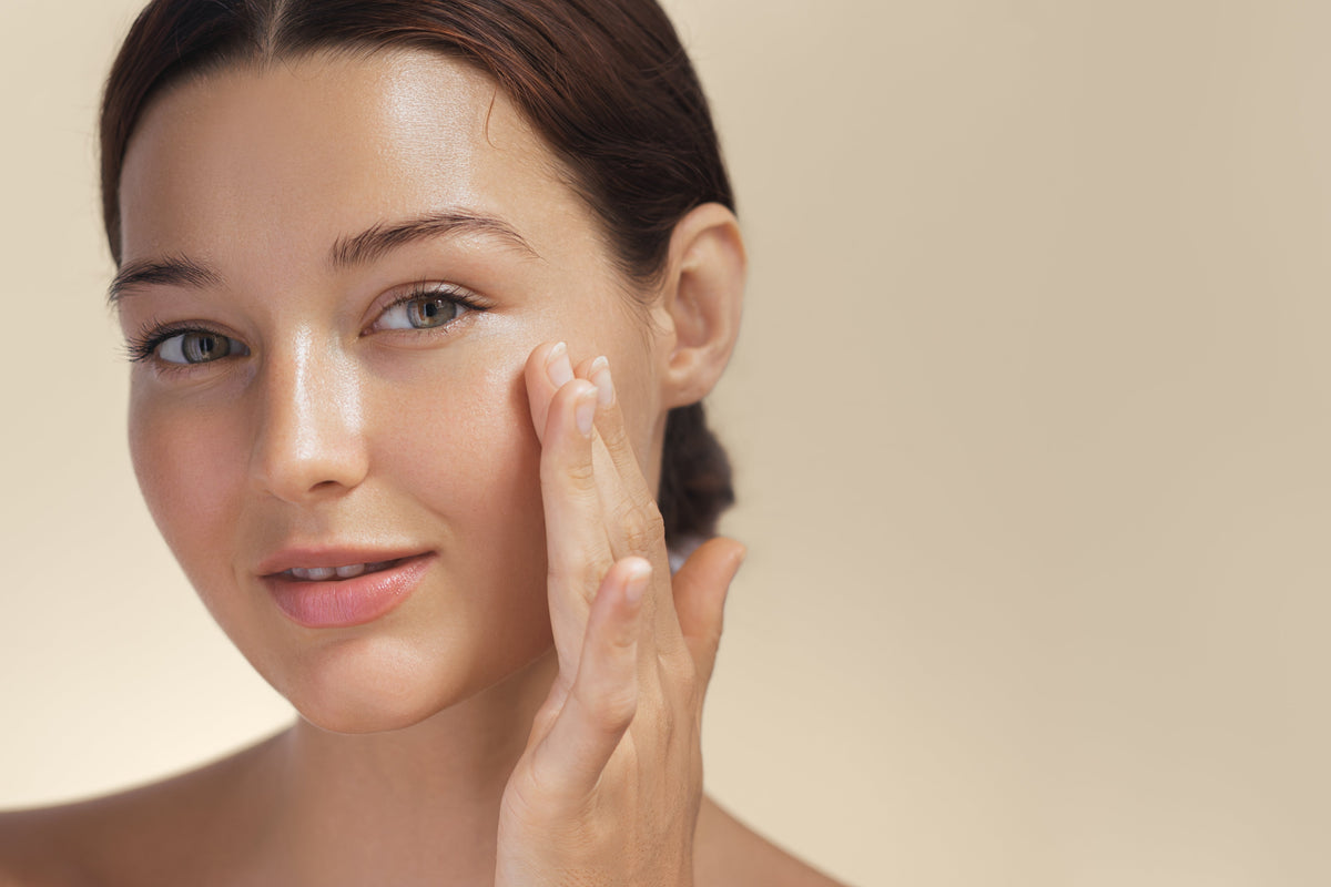 Glass skin: cum obții un ten luminos și neted, fără efect gras