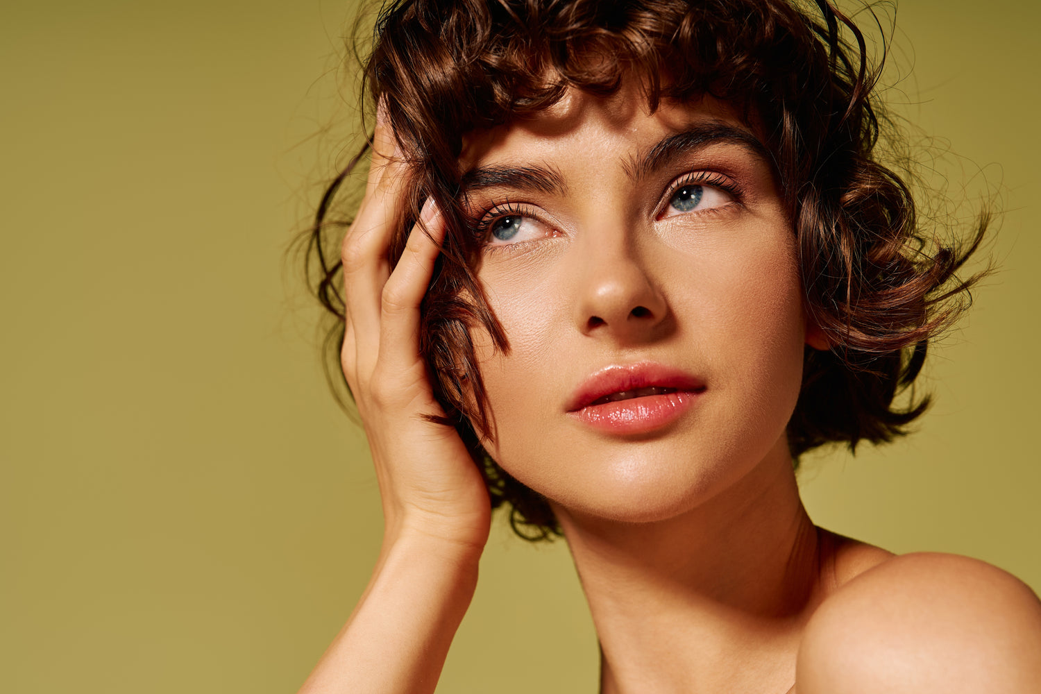 Banner pentru produsul premiat Hyaluron 4D de la Cosmetic Plant 